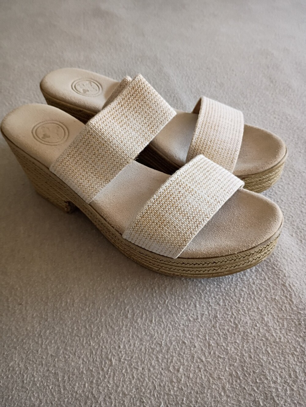 Charleston Shoe Co. Thea Gilded White Platform Sandals NWT Size 8